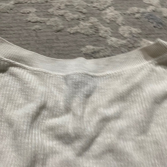 Express White Sweater Size M EUC belly Lenght Knit Bell Sleeves - Picture 8 of 8